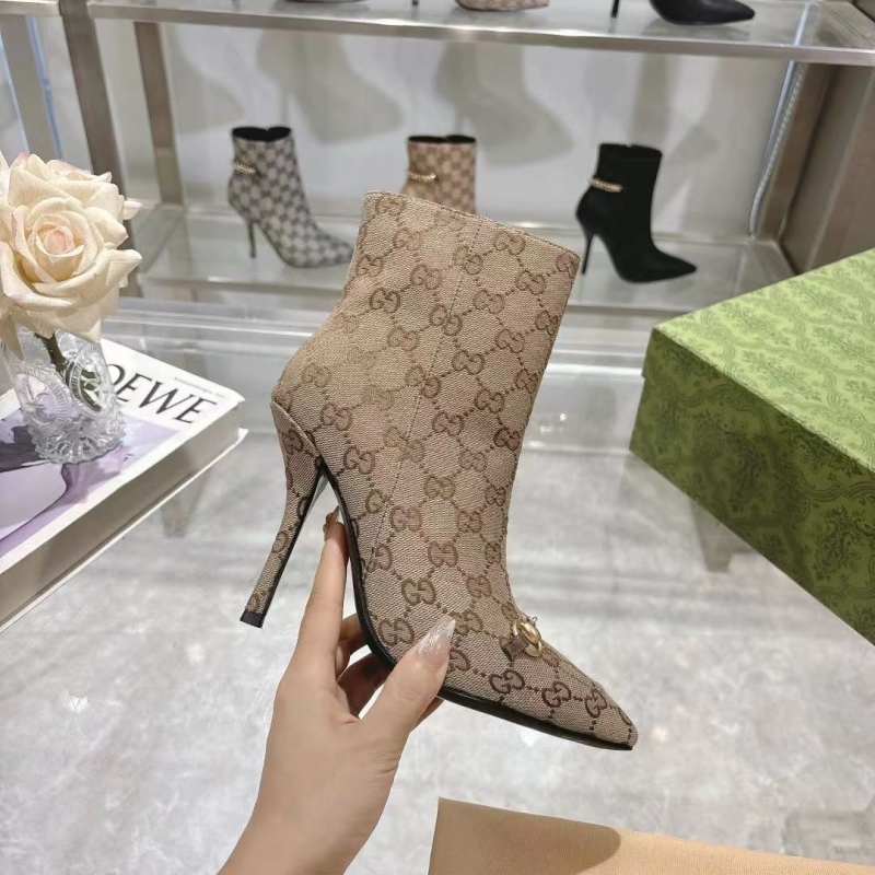 G*u*i boots